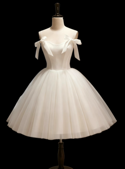 Elegant Ball Gown Spaghetti Strap Sleeveless White Mini Senior Inspo Short Homecoming Dresses N4724