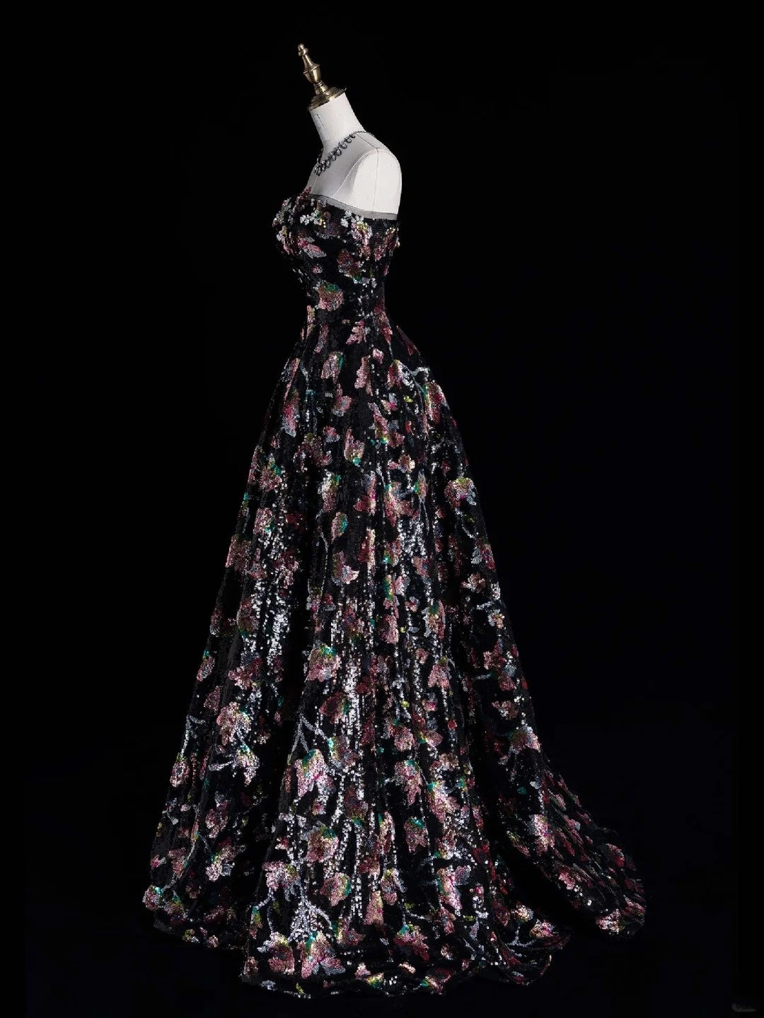 Whimsical Ball Gown Strapless Black Floral Sequin Pleated Bodice Long Prom Dresses Night Formal Dress N614