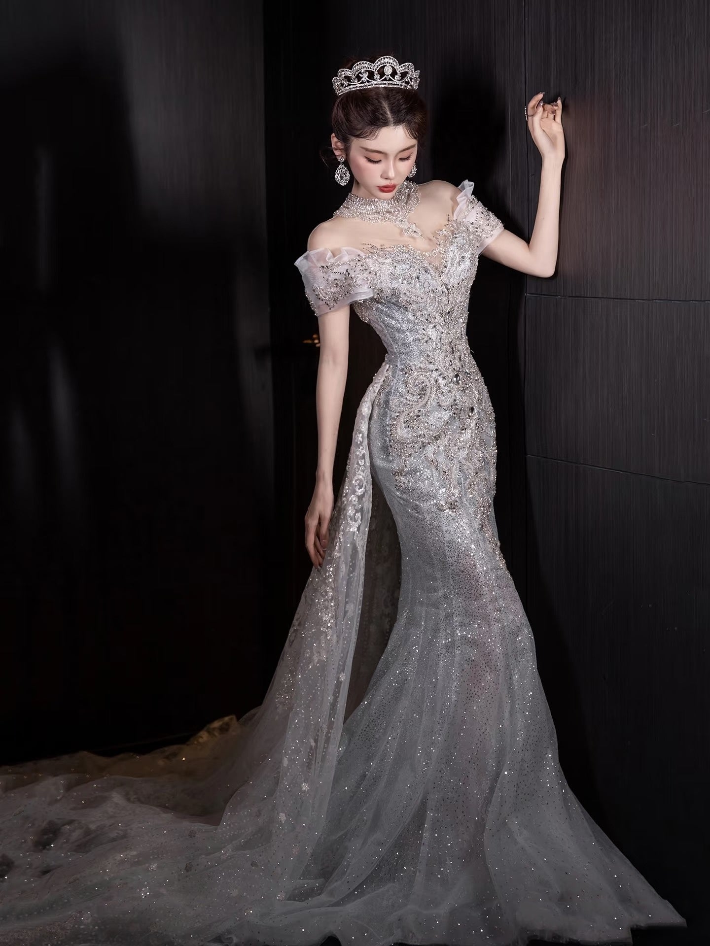 Fairytale Fantasy Art Wedding Dresses Mermaid Off The Shoulder Sequin With Beaded Bodice Long Brides Dress Fitted Bridal Gown N674