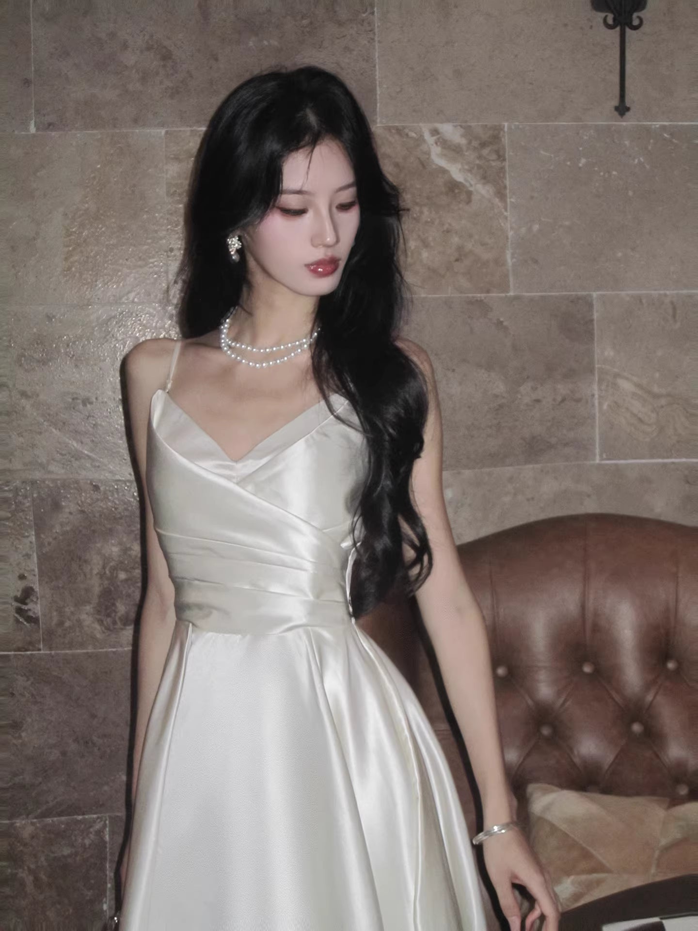 Modest A line Spaghetti Straps Ivory Satin Long Prom Dresses Wedding Guest Dress 20th Birthday Outfits AB2495
