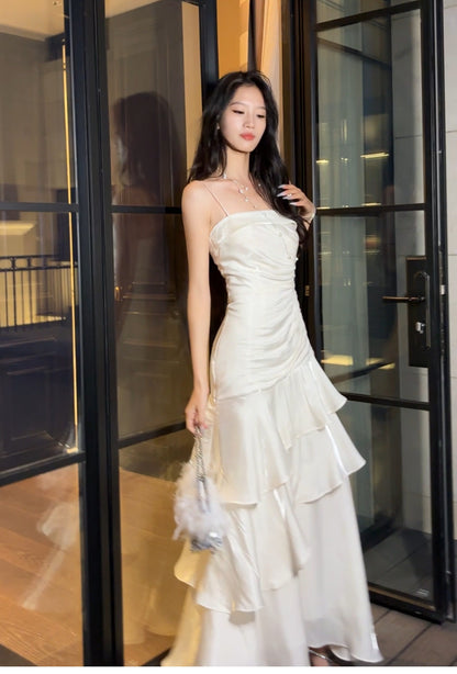 Modest Mermaid Spaghetti Straps White Ruffles Long Prom Dresses High School Teens Graduation Dance Dress 20th Birthday Outfits AB2503