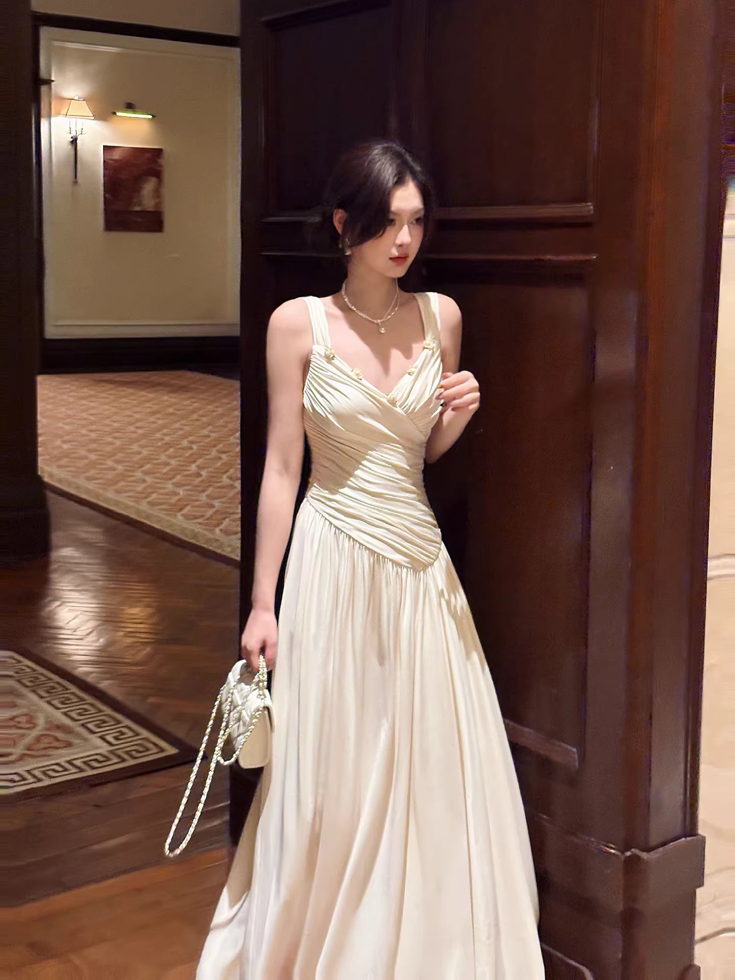 Modest A line Straps Ivory Satin Long Evening Dresses Wedding Guest Dress 20th Birthday Outfits AB2496