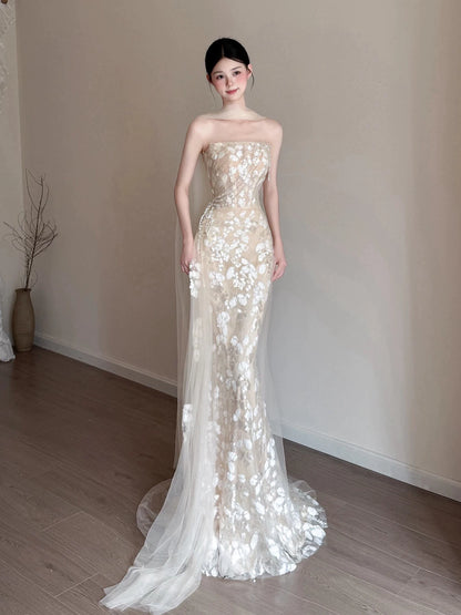 Timeless Wedding Dresses Mermaid Strapless Champagne Sleeveless Lace Brides Dress Style For Brides With Scarf Fitted Bridal Gowns AB2203