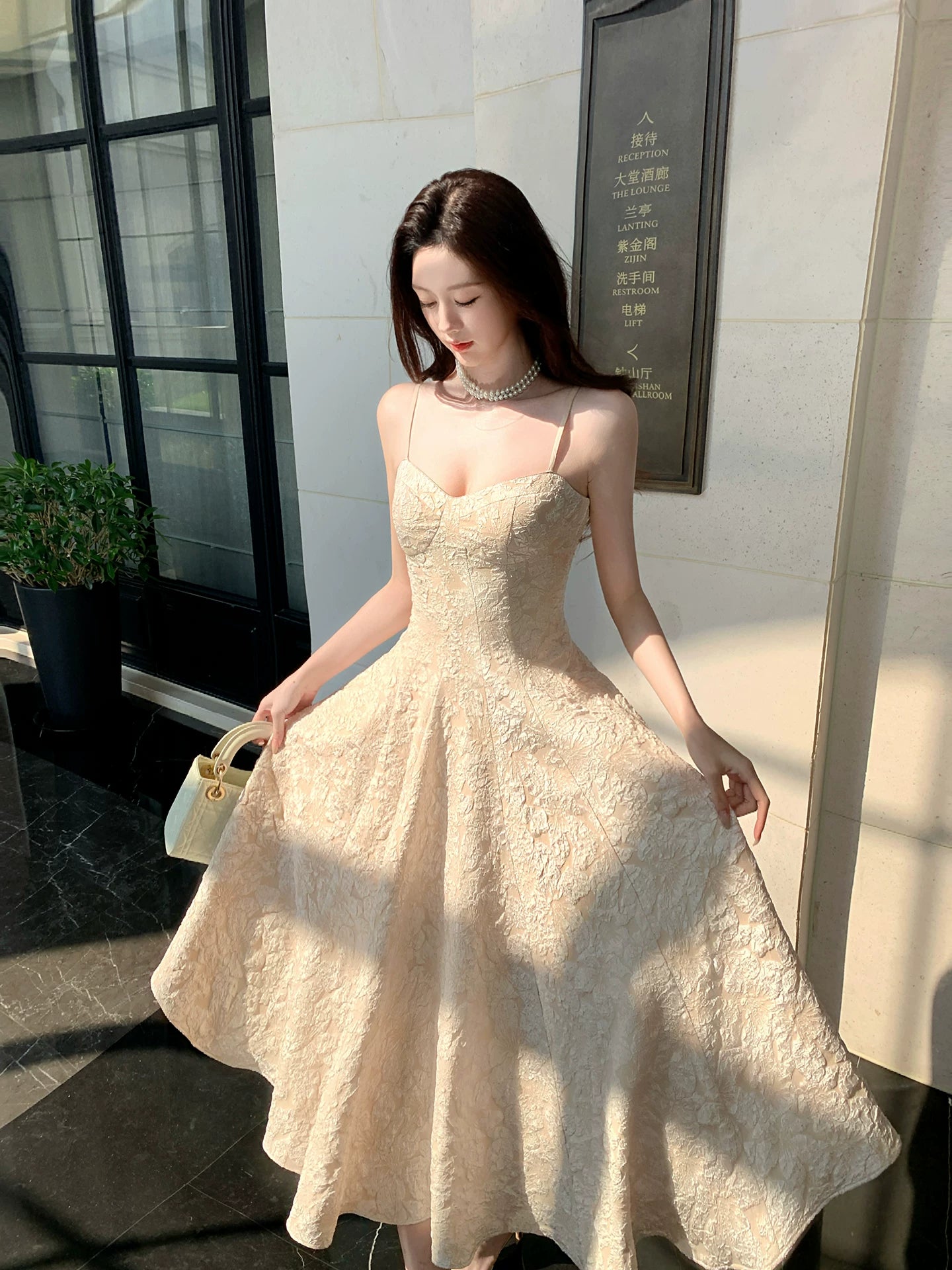 Modest A Line Spaghetti Straps Champagne Satin Prom Dresses Wedding Guest Dress 20th Birthday Outfits AB2462