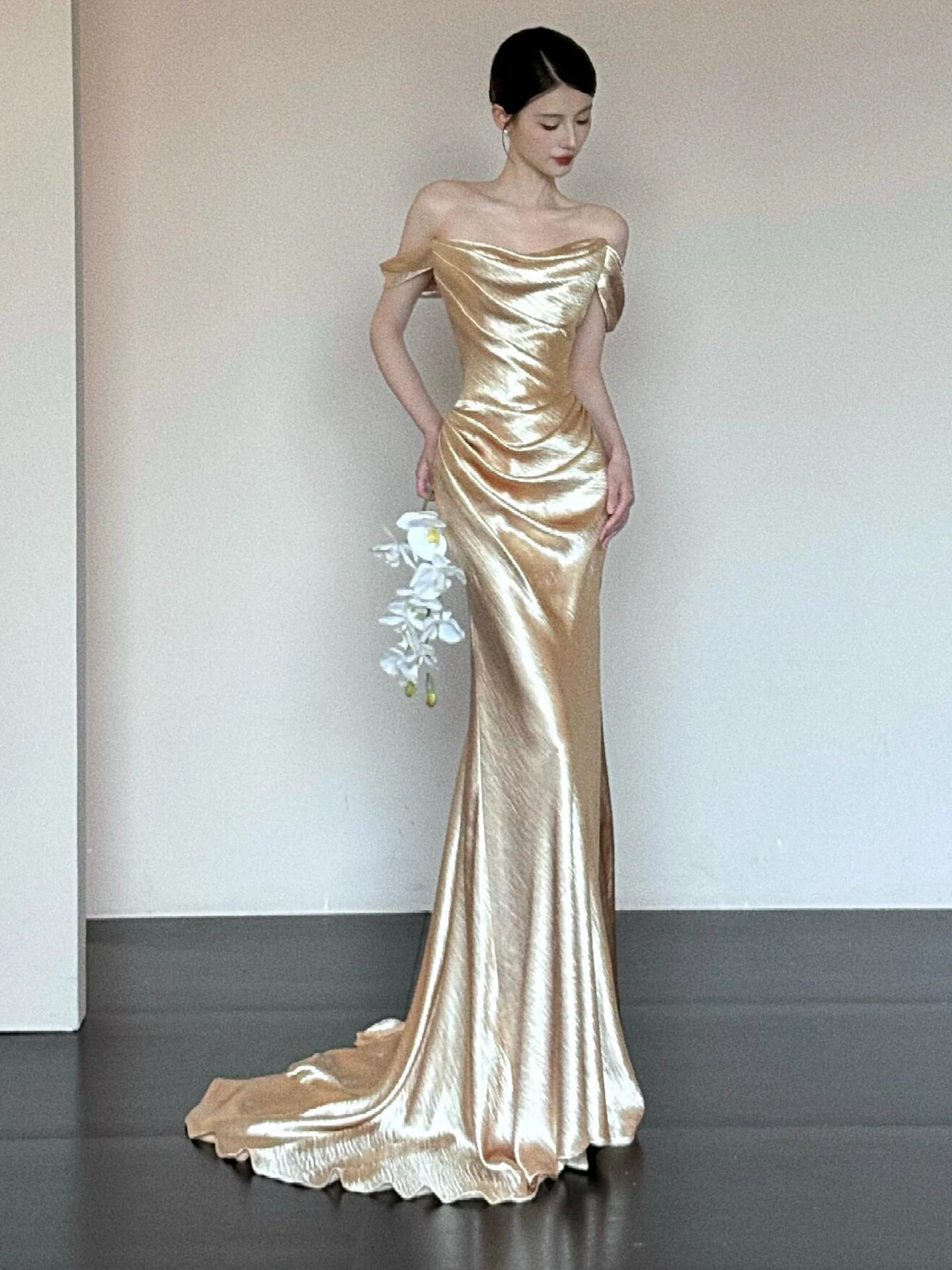 Unique Mermaid Off The Shoulder Gold Long Sleeves Prom Dresses Inspiration Party Night Gowns 20th Birthday Outfits AB2254