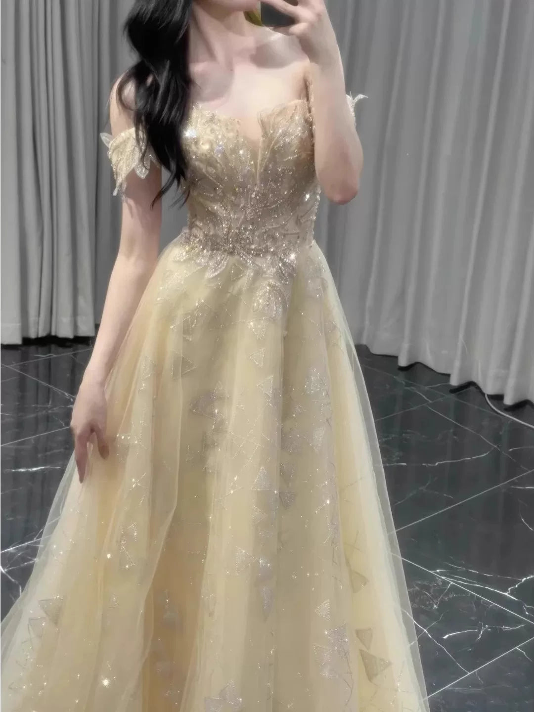 Unique A line Off The Shoulder Gold With Short Sleeves Prom Dresses Inspiration Party Night Gowns 20th Birthday Outfits AB2255