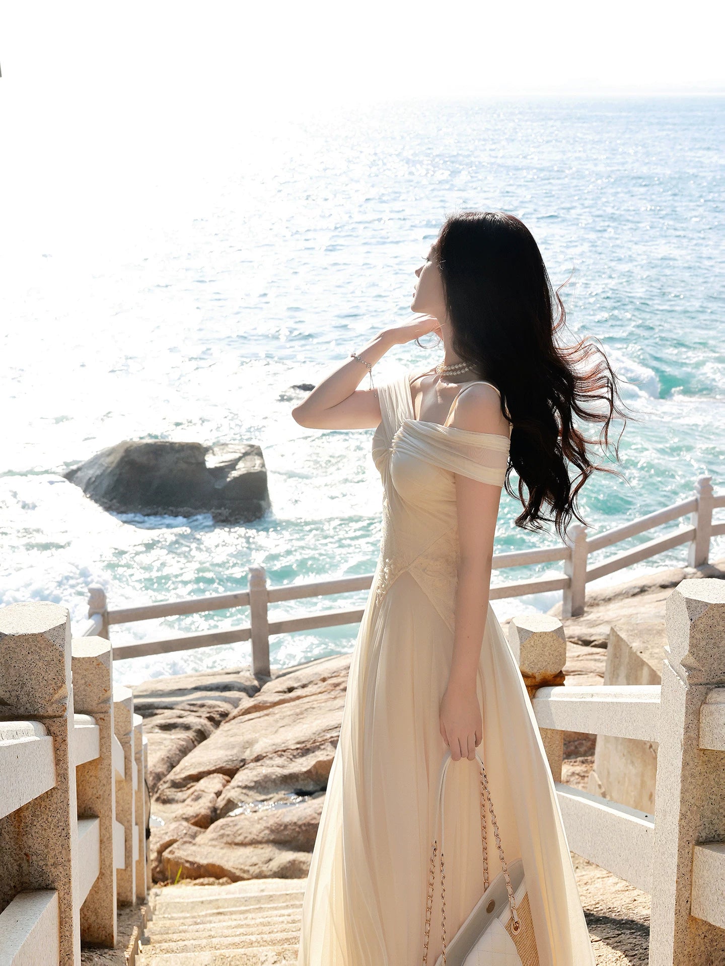 Elegant A Line Spaghetti Straps Champagne Chiffon Sleeveless Long Prom Dresses 18th Birthday Outfits AB2409
