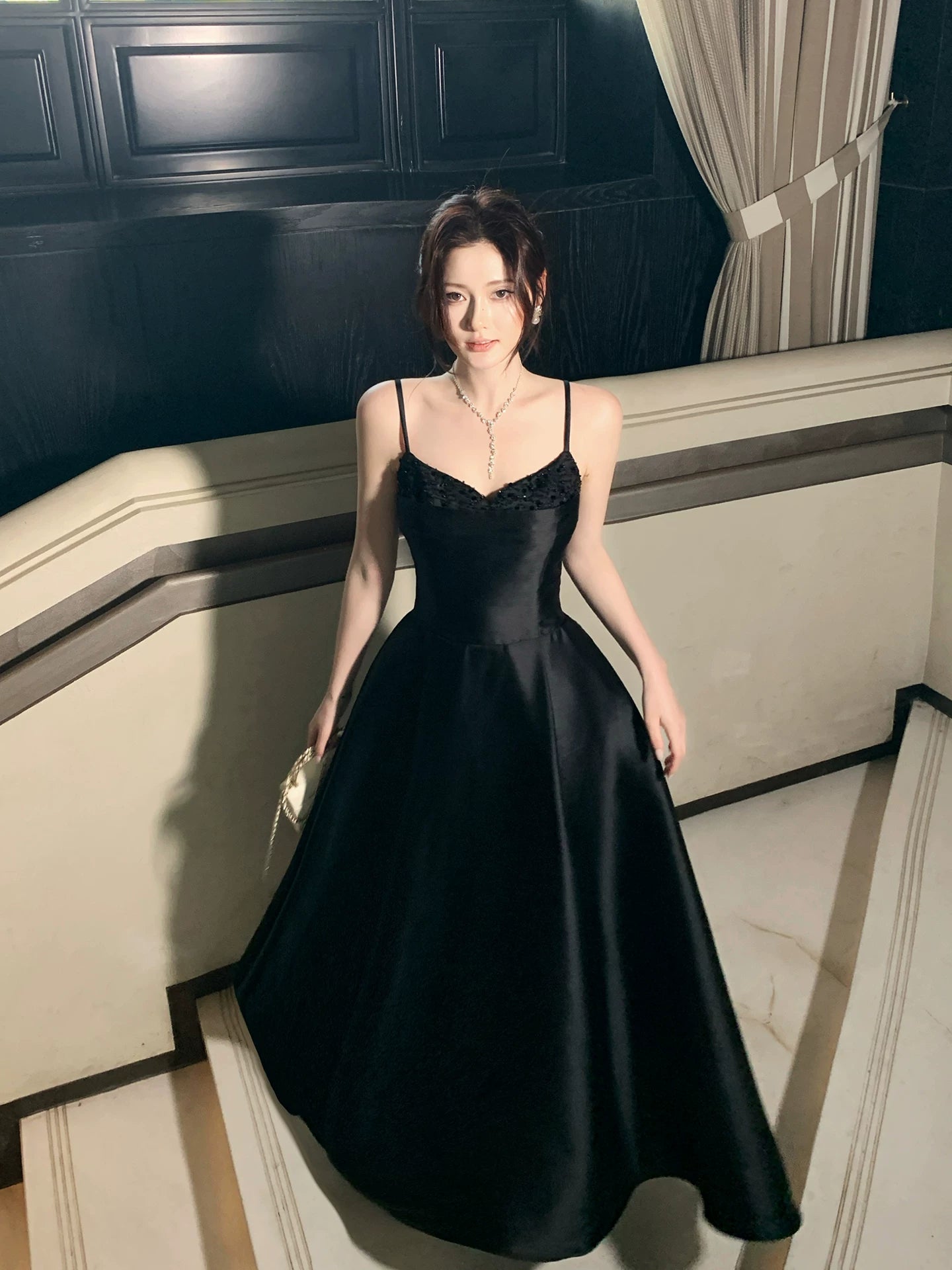 Modest A line Spaghetti Straps Black Satin Prom Dresses Wedding Guest Dress 16th Party Birthday Outfits AB2428