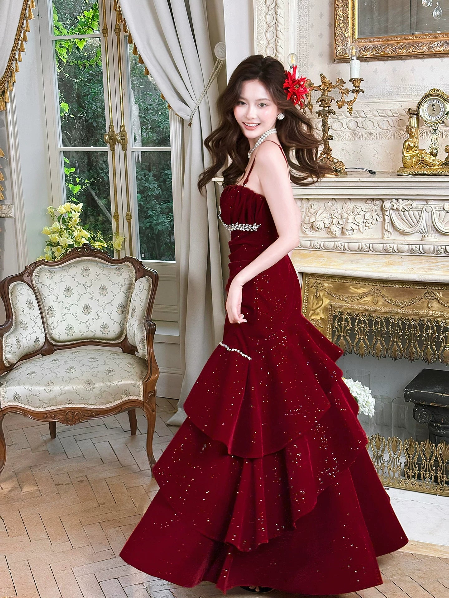 Elegant Mermaid Spaghetti Strap Burgundy Velvet Long Layered Prom Dress Aesthetic Long Graduation Evening Outfits N081