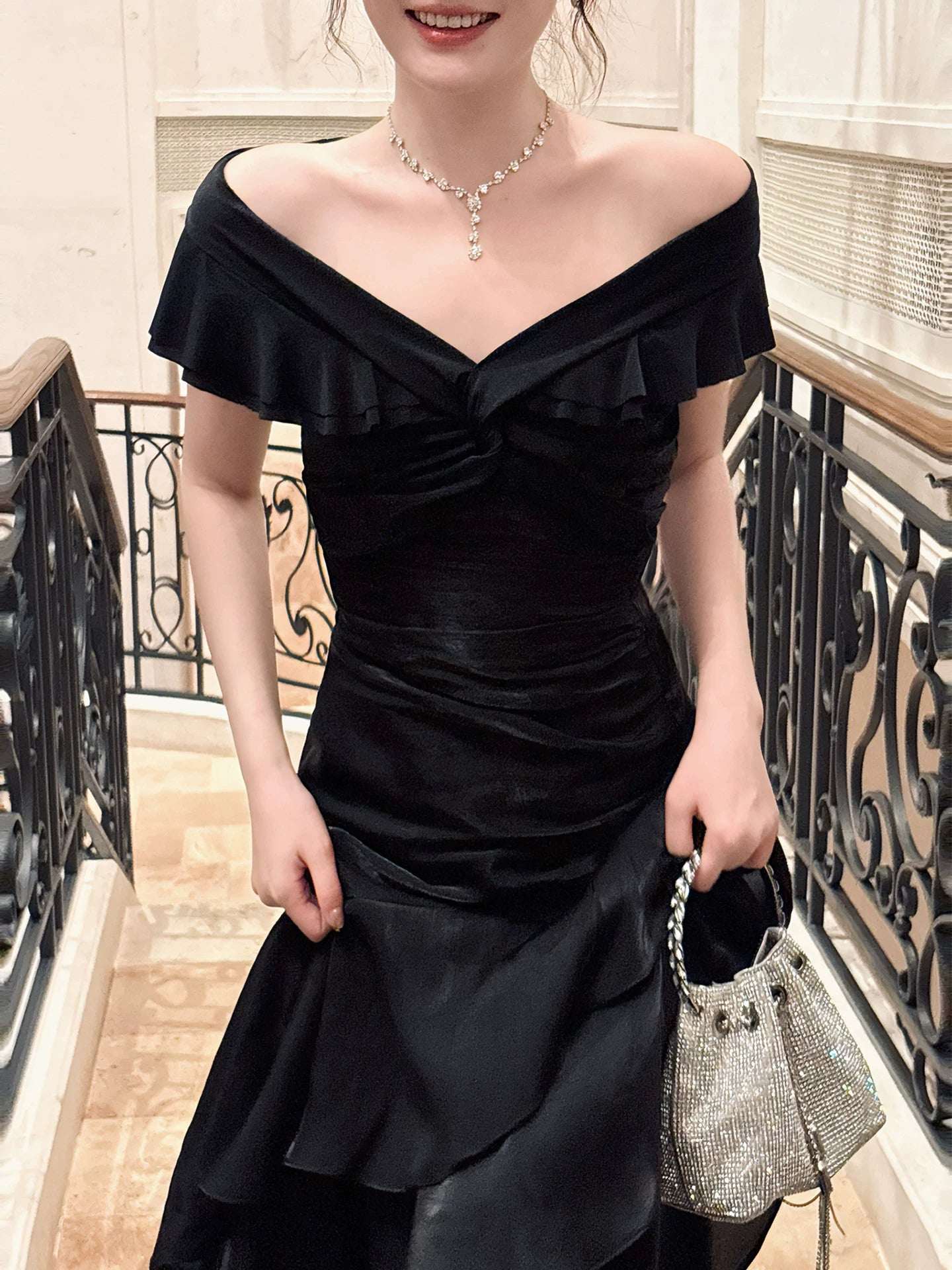 Classy Mermaid Off The Shoulder Black With Short Sleeves Floor Length Pleated Prom Dress Graduation 20th Birthday Outfits N100