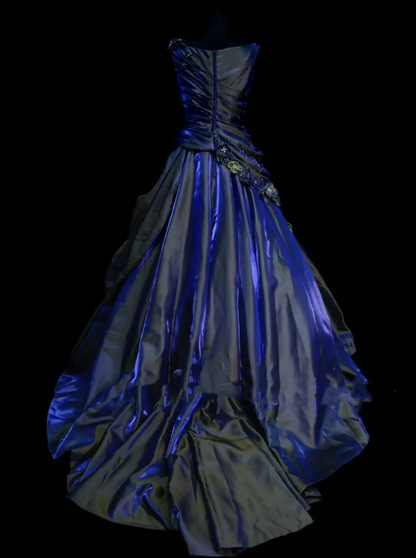 Unique Ball Gown Scoop Neck Royal Blue Satin With Multi Layered Beadings Long Quinceanera Dresses Sweet 15 16 Birthday Outfits Gown OB012