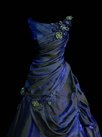 Unique Ball Gown Scoop Neck Royal Blue Satin With Multi Layered Beadings Long Quinceanera Dresses Sweet 15 16 Birthday Outfits Gown OB012