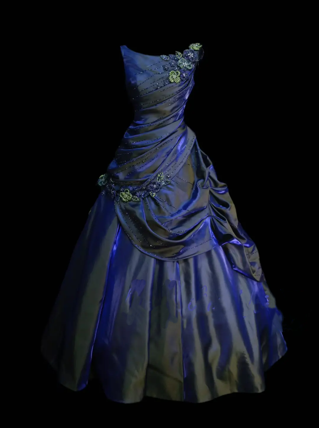 Unique Ball Gown Scoop Neck Royal Blue Satin With Multi Layered Beadings Long Quinceanera Dresses Sweet 15 16 Birthday Outfits Gown OB012