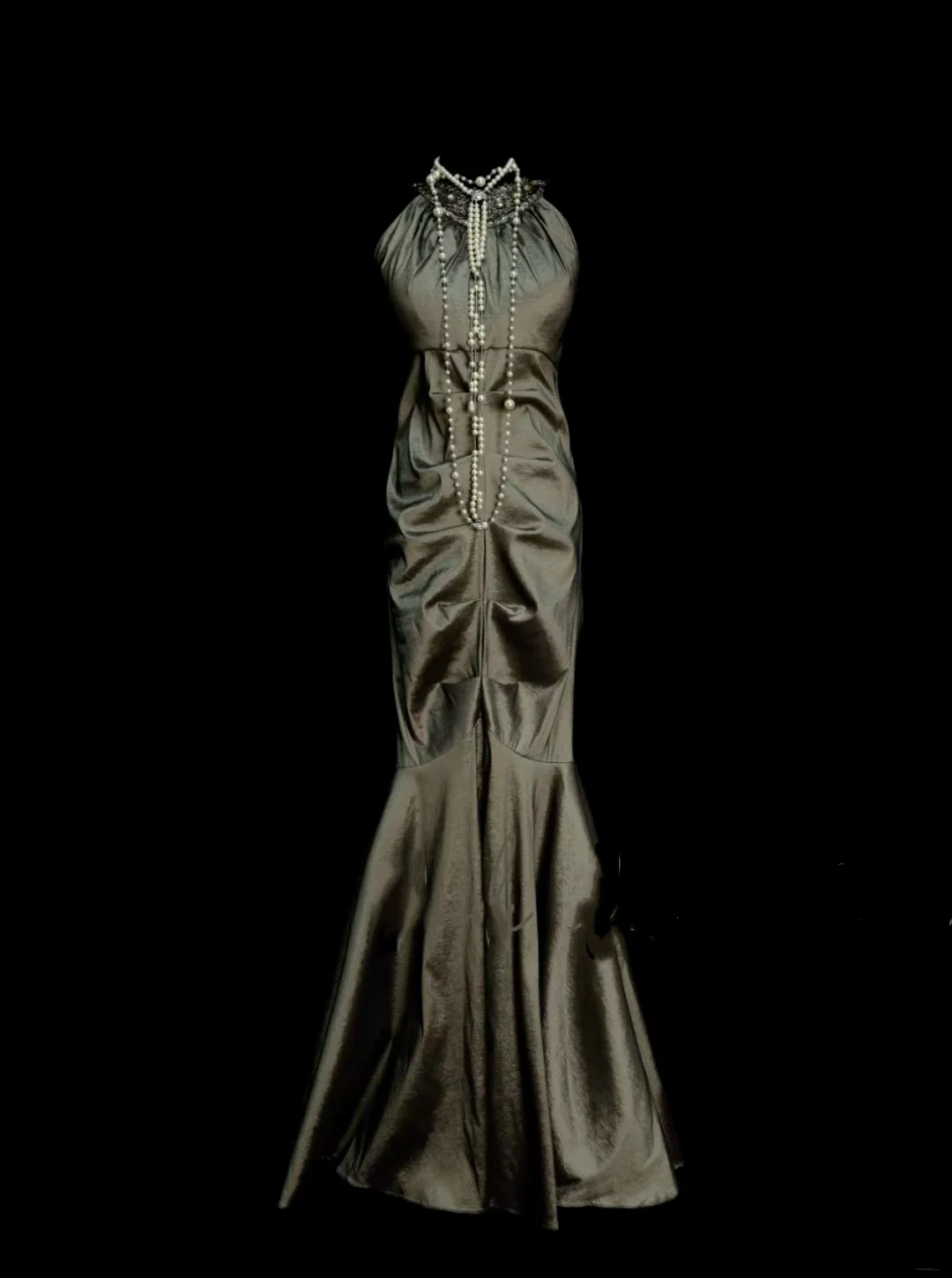 Simple Mermaid High Neck Green Satin Long Prom Dress Ideas With Pleated Formal Party Dress Inspo For Women OB013