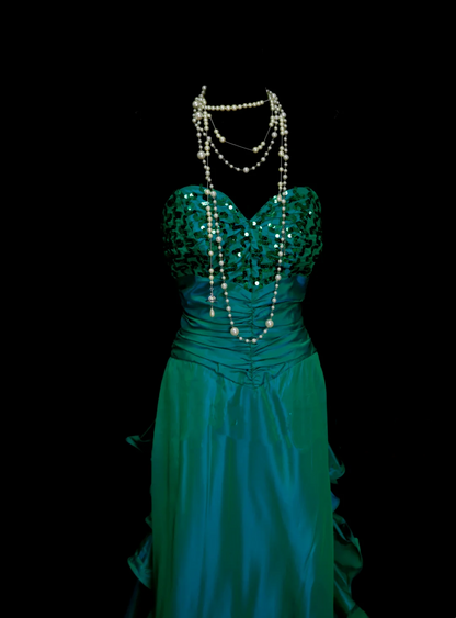 Chic A line Sweetheart Green Satin Pleated With Sequined Bodice Long Prom Dresses Party Dress 18th Birthday Outfits Graduation Dress OB045