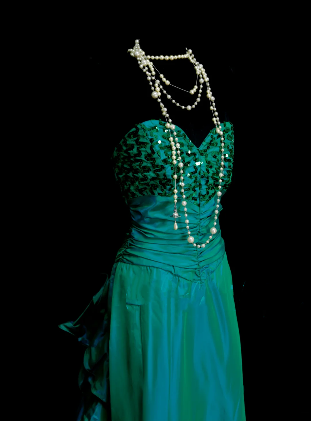 Chic A line Sweetheart Green Satin Pleated With Sequined Bodice Long Prom Dresses Party Dress 18th Birthday Outfits Graduation Dress OB045