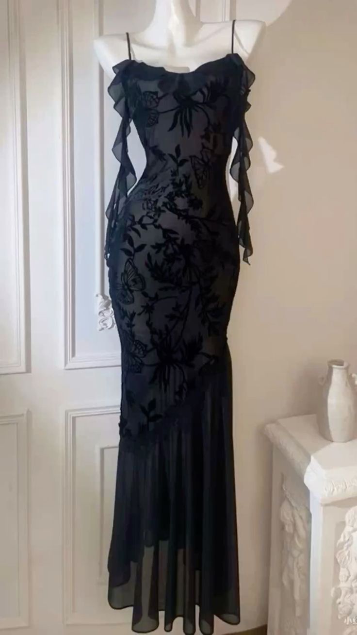 Vintage Mermaid Spaghetti Straps Black Lace Prom Dresses Formal Dress 18th Birthday Outfits Prom Gown RA076