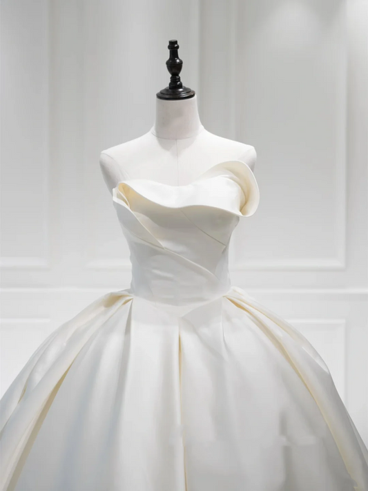 Dream Ball Gown Strapless White Satin Pleated Wedding Dress Styles Long Fairytale Brides Gown Wedding Dresses Ideas RB1054