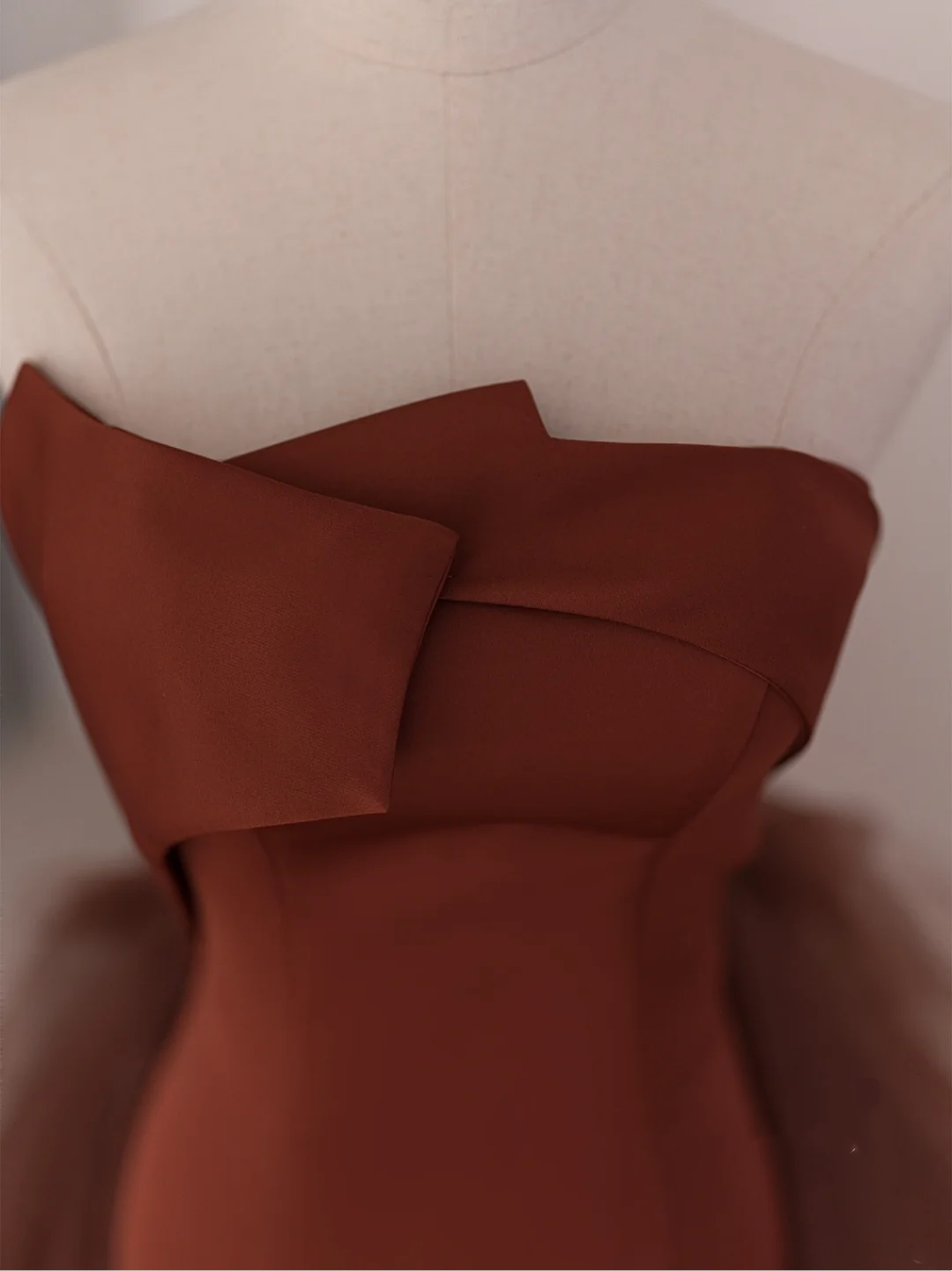 Modest Trendy Mermaid Strapless Rust Red Satin Pleated Prom Dresses Style Long Senior High School Party Dress RB1076