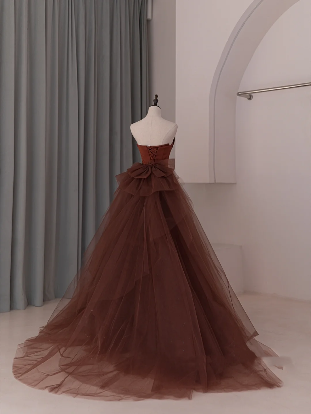 Modest Trendy Mermaid Strapless Rust Red Satin Pleated Prom Dresses Style Long Senior High School Party Dress RB1076