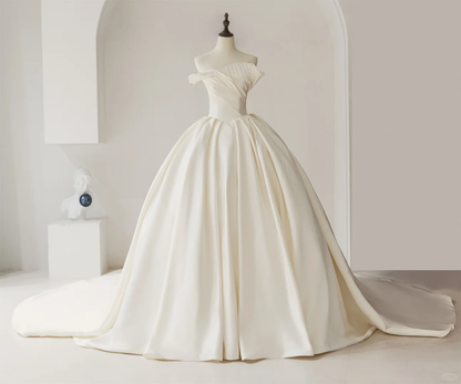 Modest Ball Gown Strapless Fitted Satin Corset Pleated Wedding Dress Styles Long Bridal Gown Wedding Gowns RB1107
