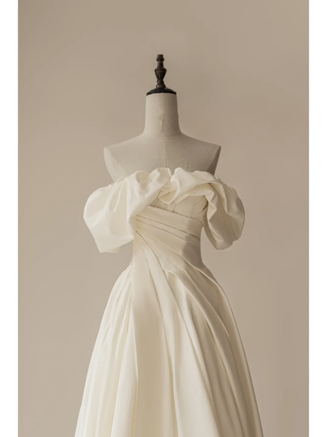 Elegant A line Off The Shoulder Short Sleeves Satin Corset Fitted Wedding Dress Styles Long Bridal Gown Wedding Gowns RB1111