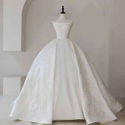 Elegant Modest Ball Gown Strapless Fitted White Appliques Corset Wedding Dress Styles Long Bridal Gowns Wedding Dresses RB1113