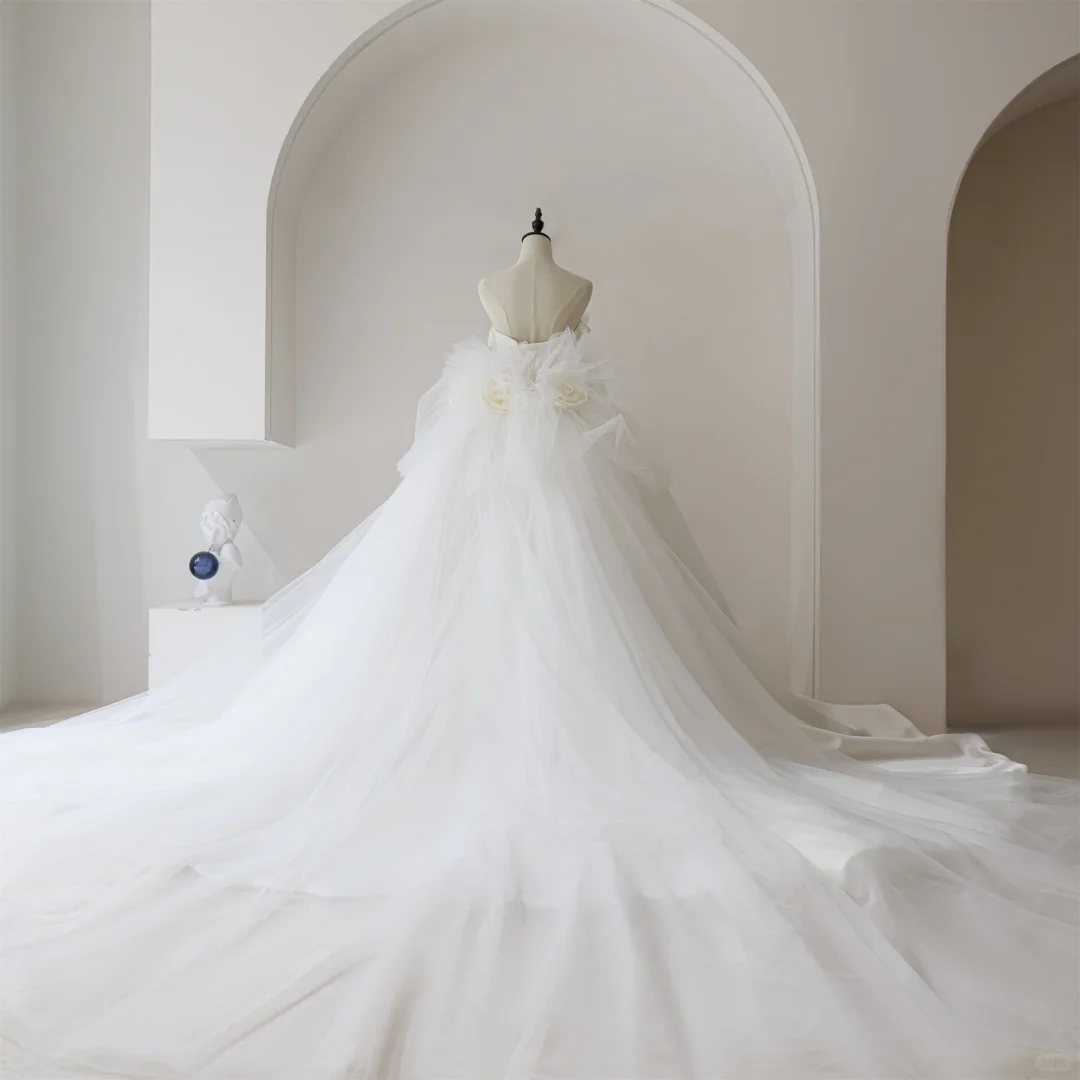 Timeless Modest Ball Gown Strapless Fitted Corset Solid White Wedding Dress Long Bridal Gowns Wedding Dresses RB1117