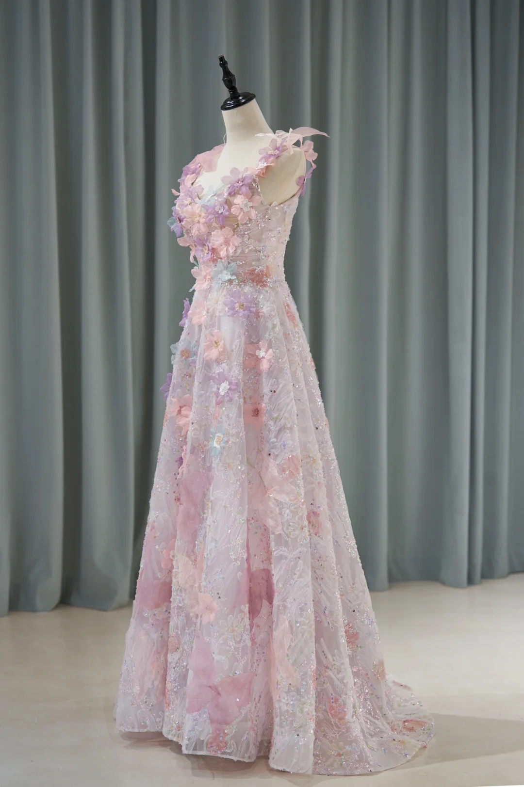 Sweet Ball Gown Sweetheart Pink Lace Flowers Long Prom Dresses Inspiration Party Dress 21st Birthday Outfit Graduation Dress RB1135
