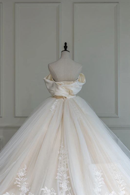 Modest Ball Gown Off The Shoulder Short Sleeves Fitted Lace Corset Wedding Dress Long Bridal Gown Wedding Dresses RB1206