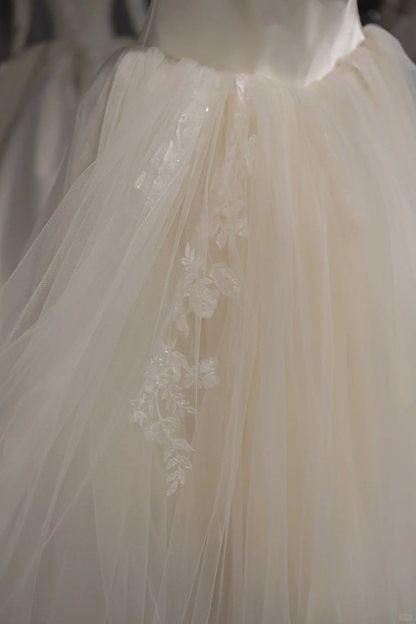 Charming Ball Gown Off The Shoulder Short Sleeves Fitted Lace Corset Wedding Dress Long Bridal Gown Wedding Dresses RB1212