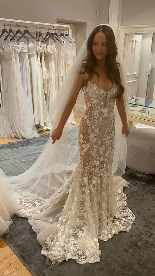 Mermaid Spaghetti Straps White Floral Lace Corset Wedding Dress Long Bridal Gown Wedding Dresses RB1362