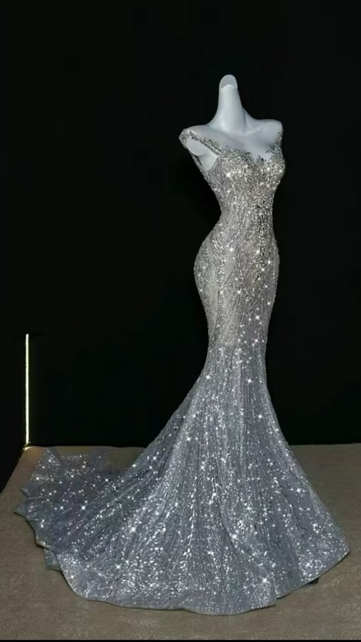 Romantic Mermaid Scoop Neck Silver Sequin Fitted Corset Beads Wedding Dress Long Bridal Gown Wedding Dresses RB1459