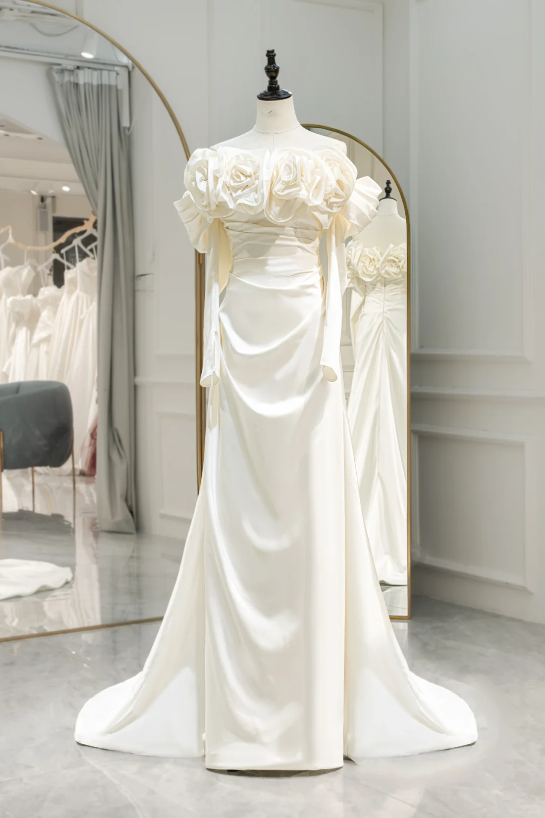 Romantic Mermaid Off The Shoulder Fitted Corset Long Sleeves White Satin Wedding Dress Long Bridal Gown Wedding Dresses RB1592