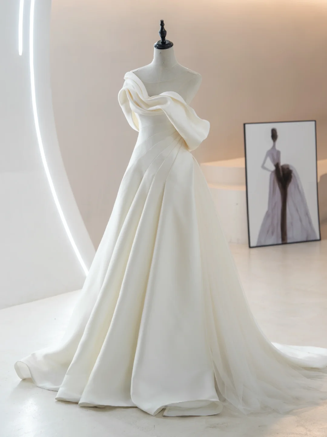 Stunning Ball Gown Off The Shoulder Fitted Corset Satin Wedding Dress Long Bridal Gown Wedding Gowns RB1603