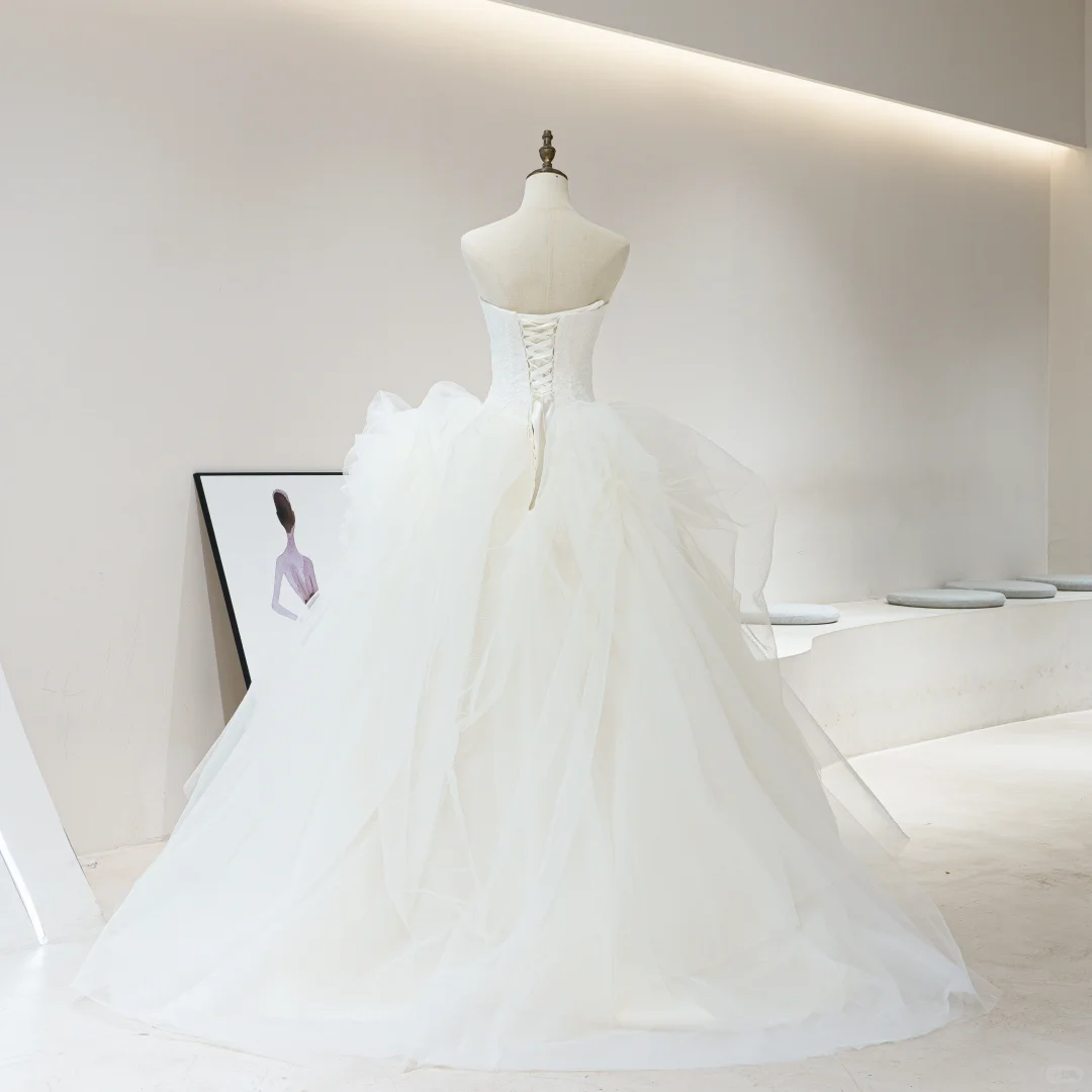 Elegant Ball Gown Strapless Sleeveless Lace Fitted Long Wedding Dress Bridal Gown Wedding Dresses RB1606