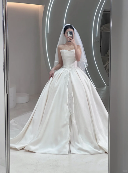 Unique Ball Gown Strapless Sleeveless Lace Fitted Long Wedding Dress Bridal Gown White Wedding Dresses RB1607