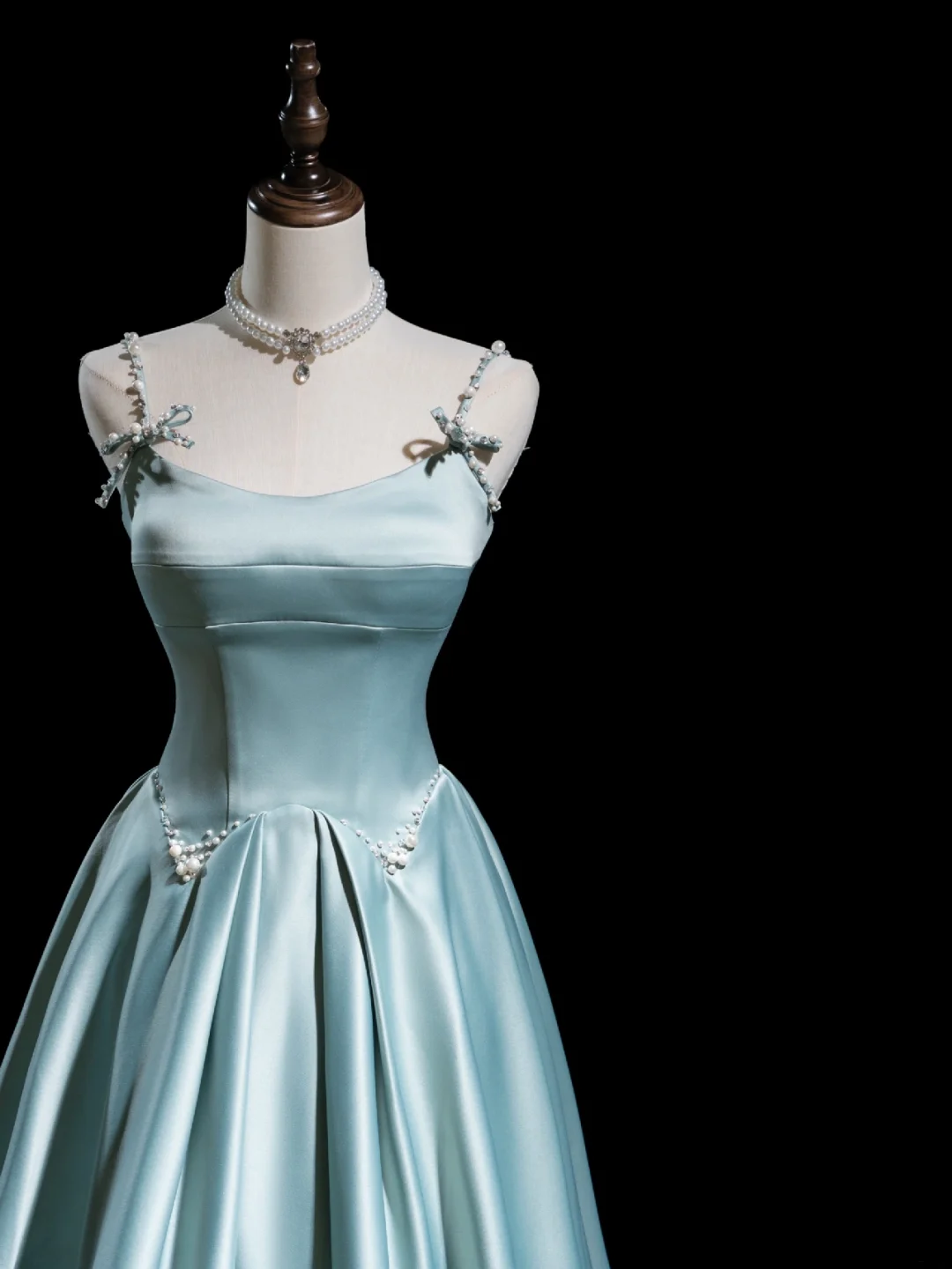 Retro A line Spaghetti Strap Light Sky Blue Satin Long Prom Dresses Impress 18th Birthday Outfits Prom Gown RB1856