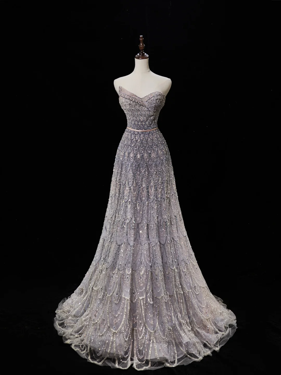 Luxury A line Sweetheart Sleeveless Sequin Beads Fitted Long Wedding Dress Bride Gown Wedding Dresses RB1877