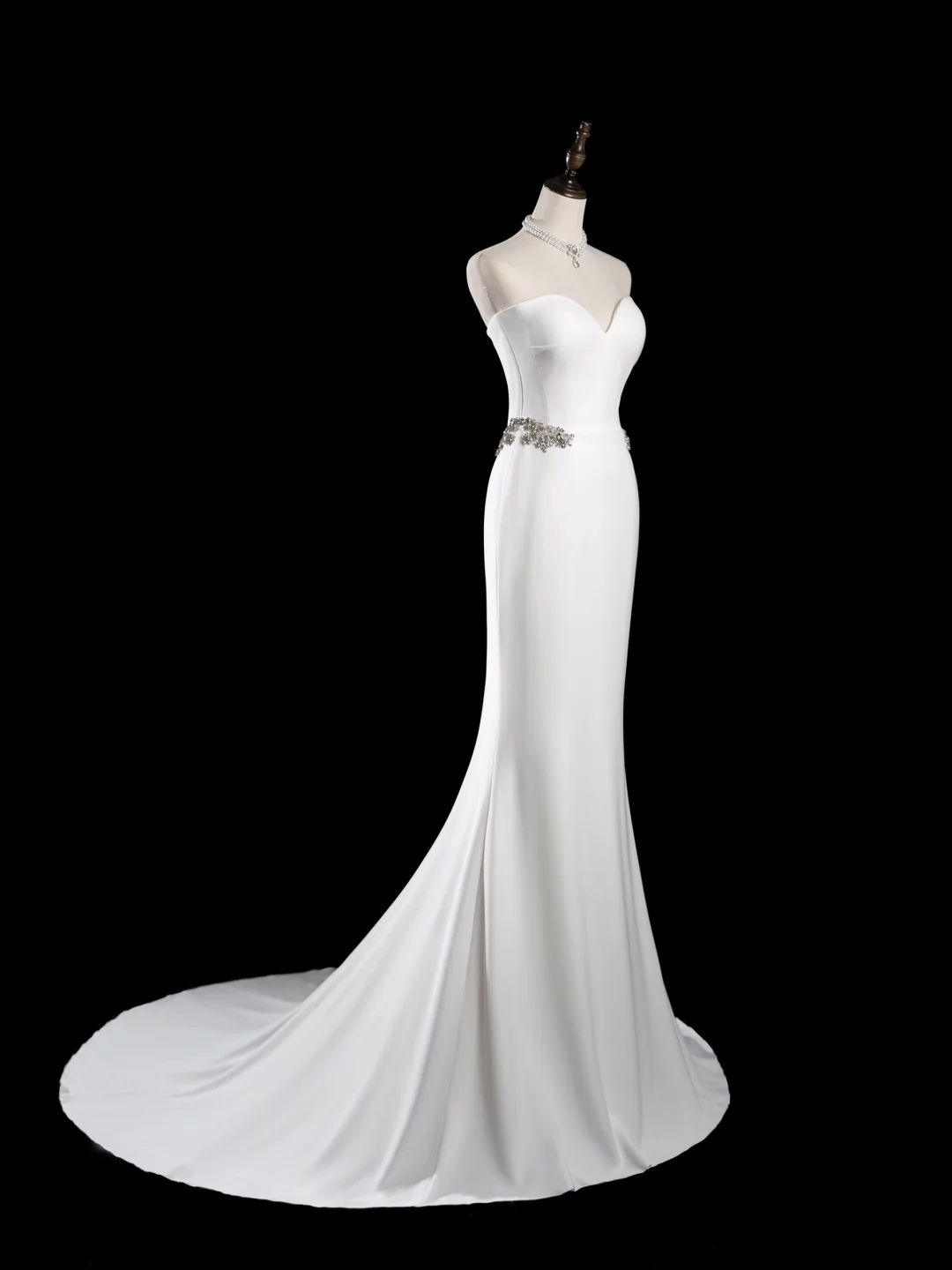 Timeless Mermaid Sweetheart Sleeveless Satin Fitted Long Wedding Dress Bride Gown Wedding Dresses RB1880