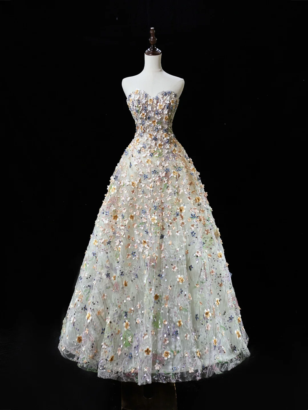 Beautiful Ball Gown Sweetheart Tulle Flowers Long Prom Dresses Impress Sweet 16 Birthday Outfits Prom Gown RB1912