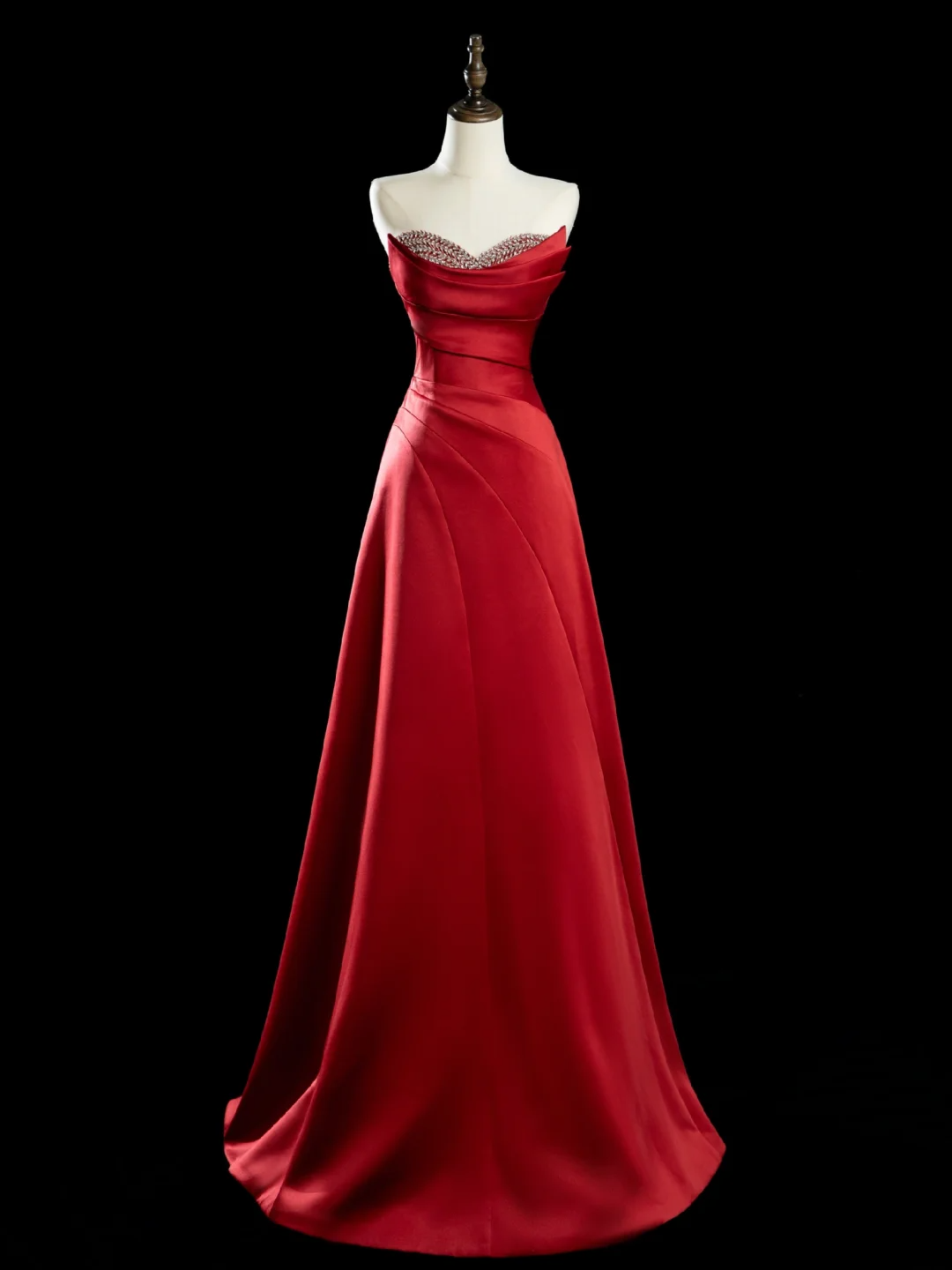 Chic Ball Gown Sweetheart Red Satin Beads Senior Aesthetic Prom Dresses Prom Gowns Formal Outfits Graduation Dress RB1946