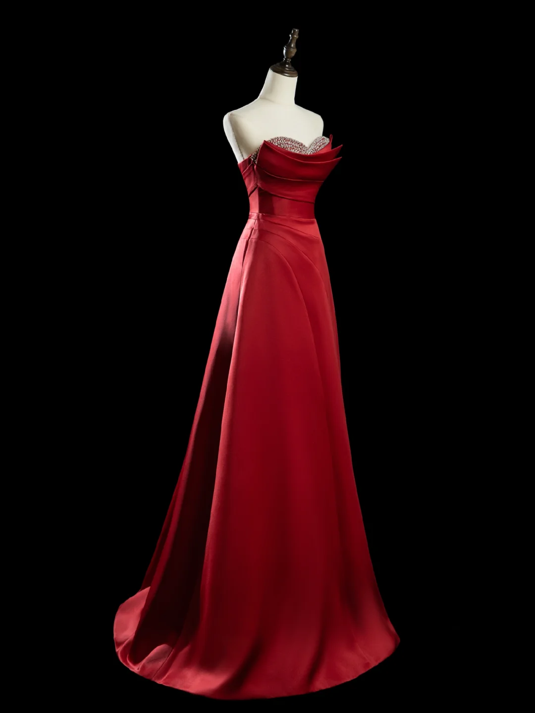 Chic Ball Gown Sweetheart Red Satin Beads Senior Aesthetic Prom Dresses Prom Gowns Formal Outfits Graduation Dress RB1946