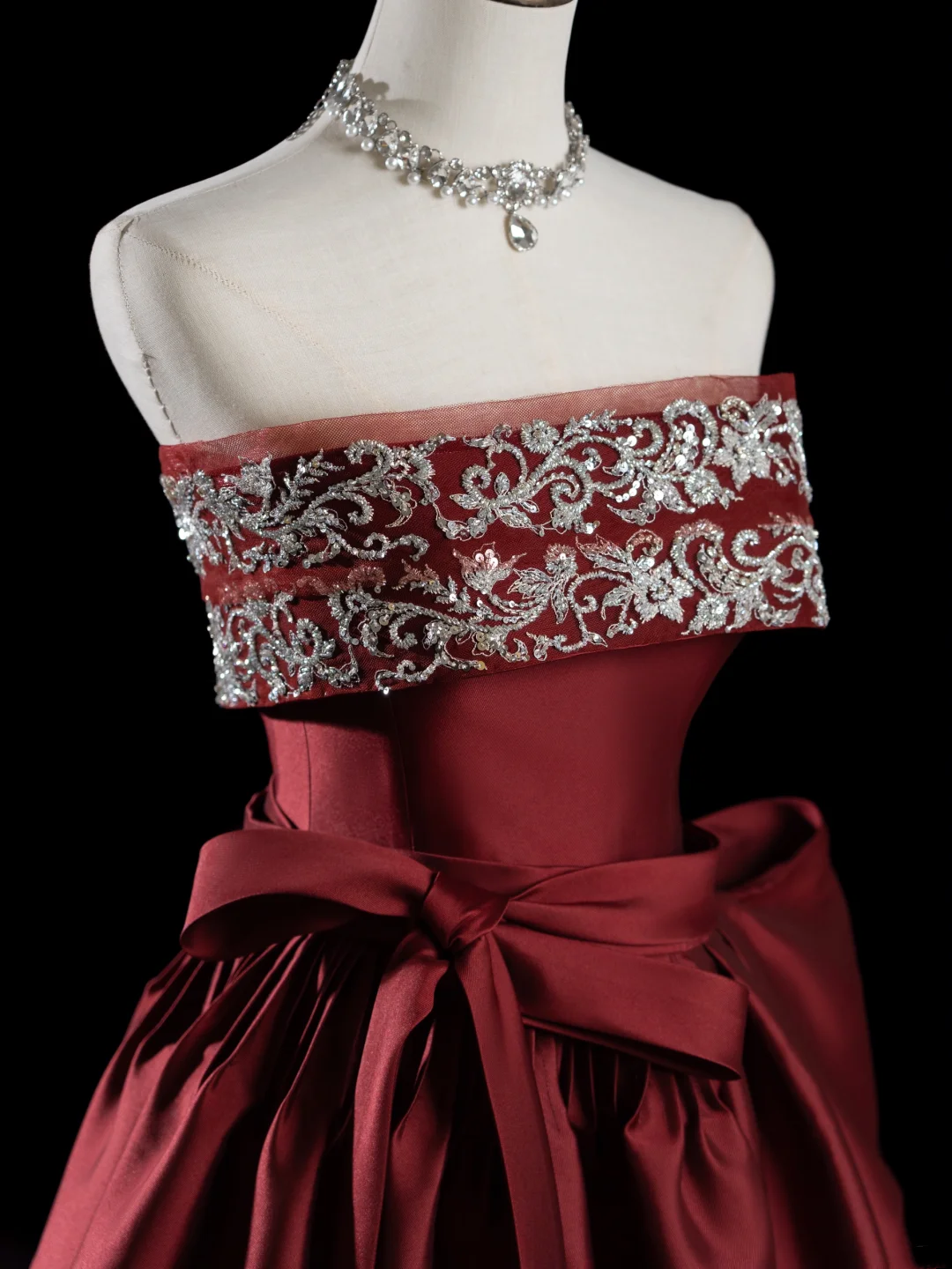 Classy Ball Gown Strapless Burgundy Satin Prom Dresses Formal Dress 20th Birthday Outfits Prom Gown RB1949
