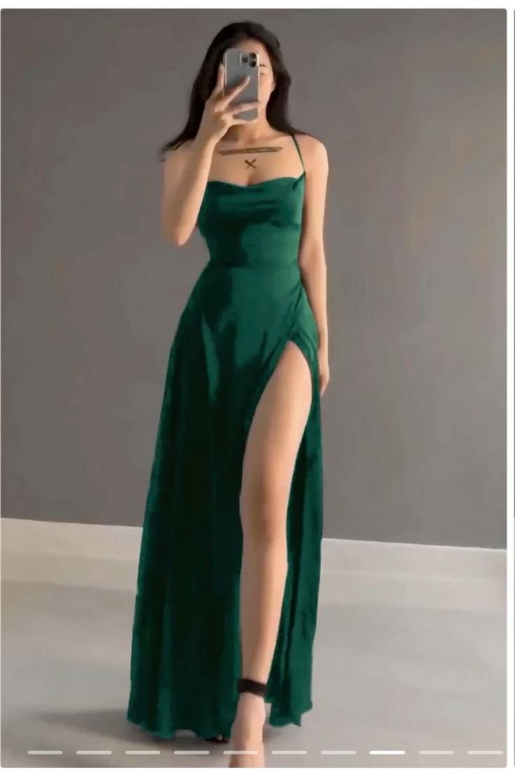 Simple A line Spaghetti Straps Green Silk Satin Slit Long Prom Dresses Inspiration Formal Gown RB2008