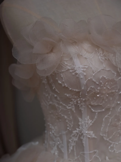 Princess Ball Gown Strapless Sleeveless Lace Fitted Corset Tulle Wedding Dress Bride Gowns White Wedding Dresses RB2024