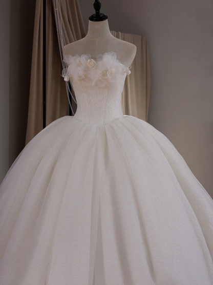 Princess Ball Gown Strapless Sleeveless Fitted Corset Tulle Wedding Dress Bride Gowns White Wedding Dresses RB2026