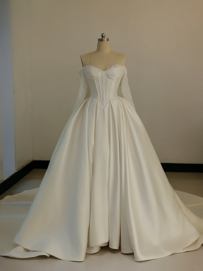 Princess Ball Gown Sweetheart Sleeveless Satin Fitted Corset Long Wedding Dress Bride Gowns White Wedding Dresses RB2030