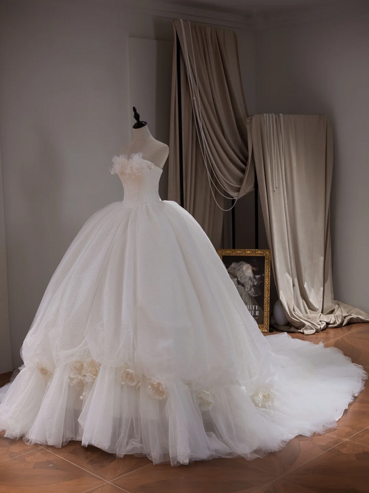 Princess Ball Gown Strapless Sleeveless Fitted Corset Tulle Wedding Dress Bride Gowns White Wedding Dresses RB2026