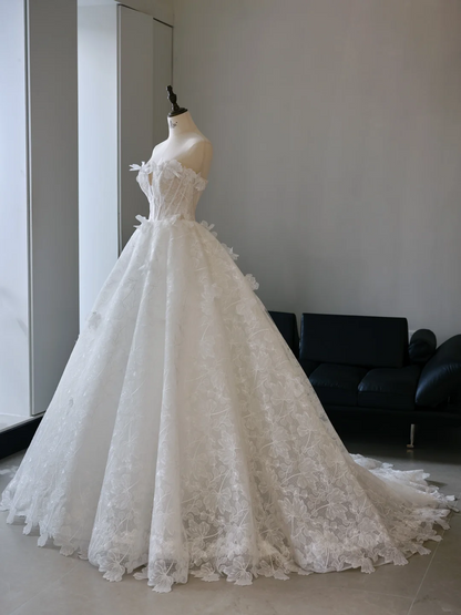 Princess Ball Gown Strapless Sleeveless Lace Fitted Corset Long Wedding Dress Bride Gowns White Wedding Dresses RB2018